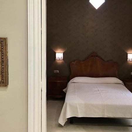 CHIC e CLASSIC Alicante Exterior foto